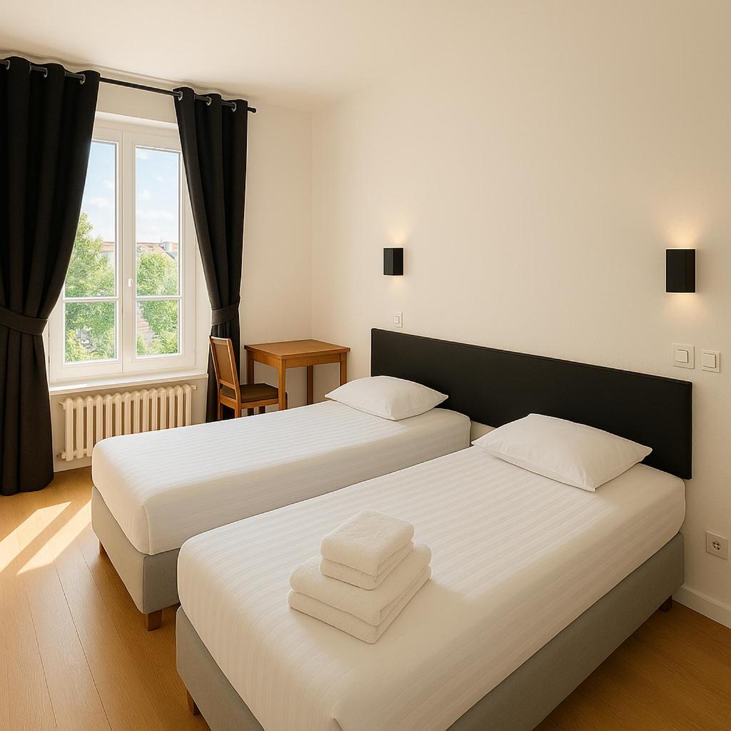 Logis Hotel Du Cirque Troyes Centre Historique 외부 사진