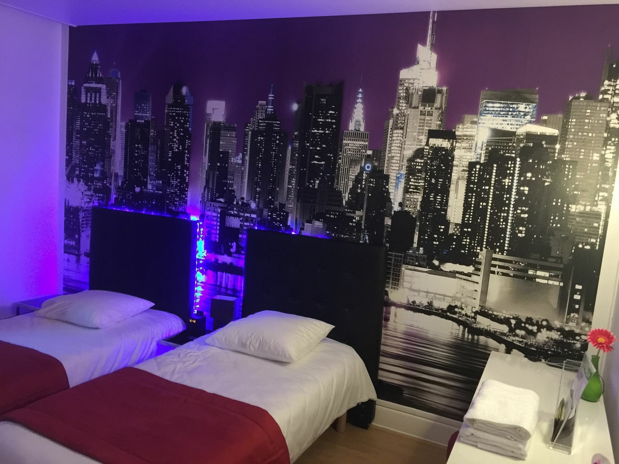 Logis Hotel Du Cirque Troyes Centre Historique 외부 사진