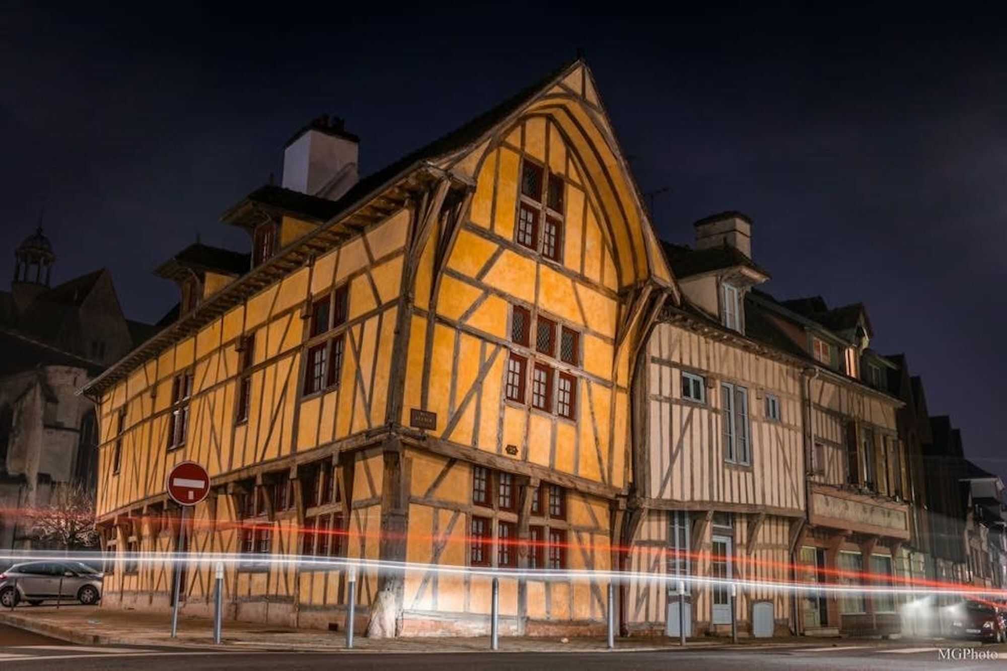Logis Hotel Du Cirque Troyes Centre Historique 외부 사진