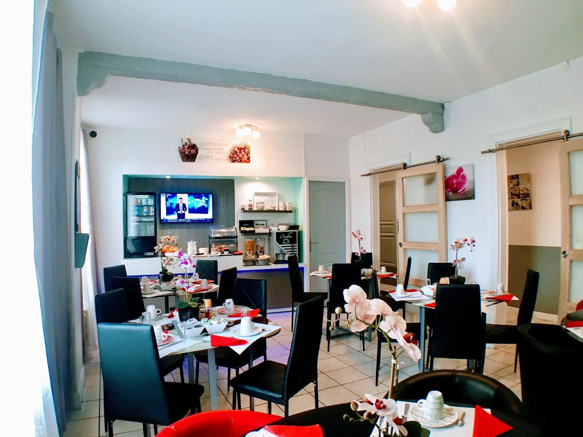Logis Hotel Du Cirque Troyes Centre Historique 외부 사진