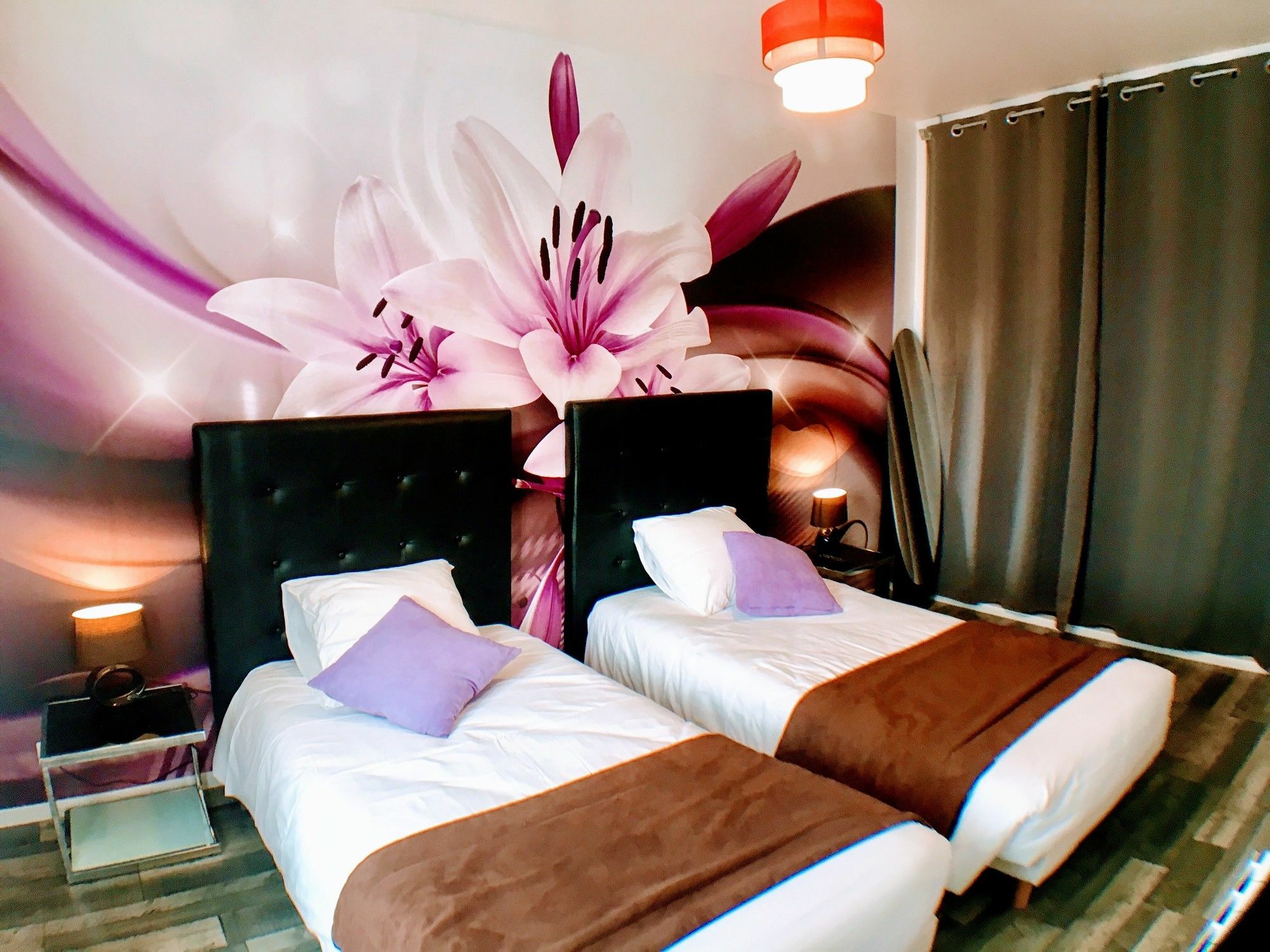 Logis Hotel Du Cirque Troyes Centre Historique 외부 사진